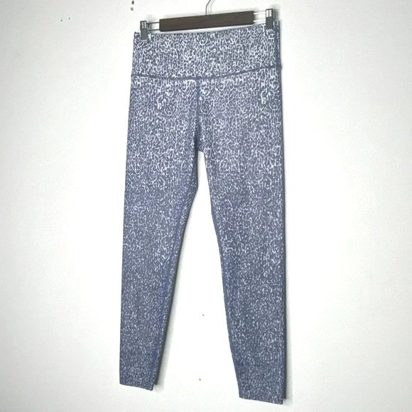 Soul By Soulcycle Lavender Leopard Ombre Leggings Size M - Picture 10 of 10